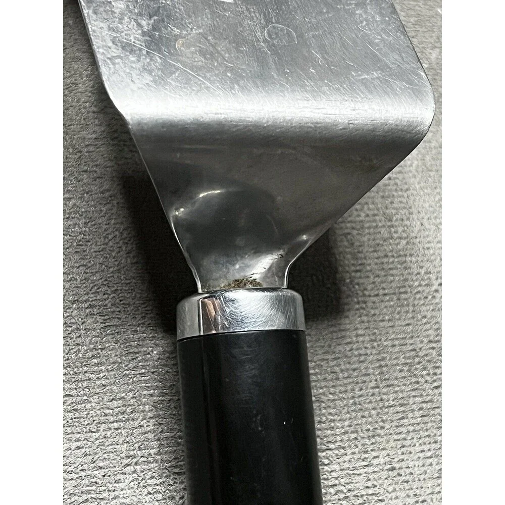 Kitchen Aid Restaurant Commercial Use Large Metal Slotted Lifter Turner Grill